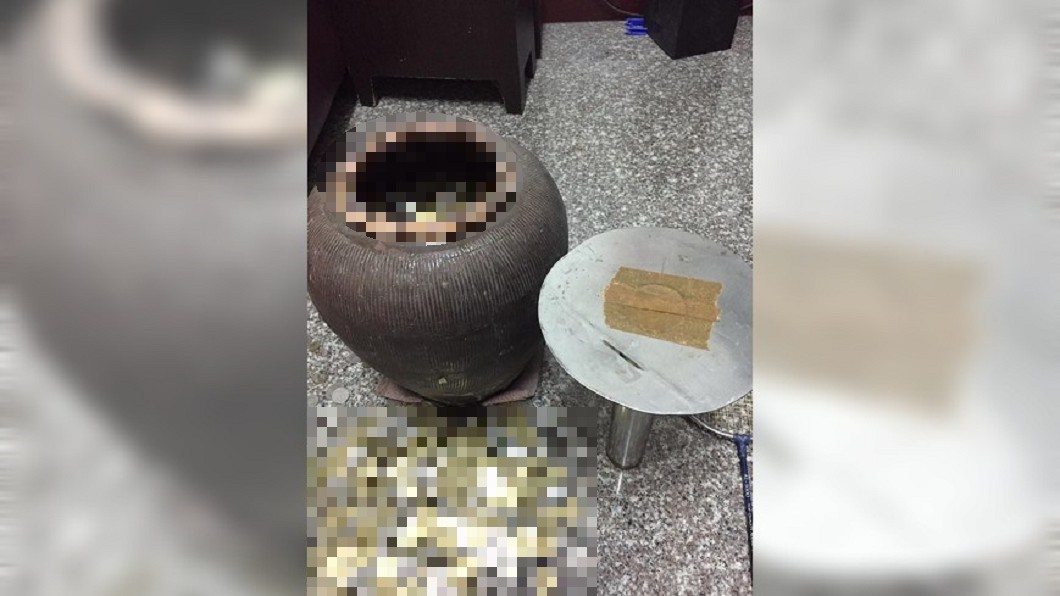 他淚曝「一甕存錢筒」數到快手斷 網看傻:至少10萬