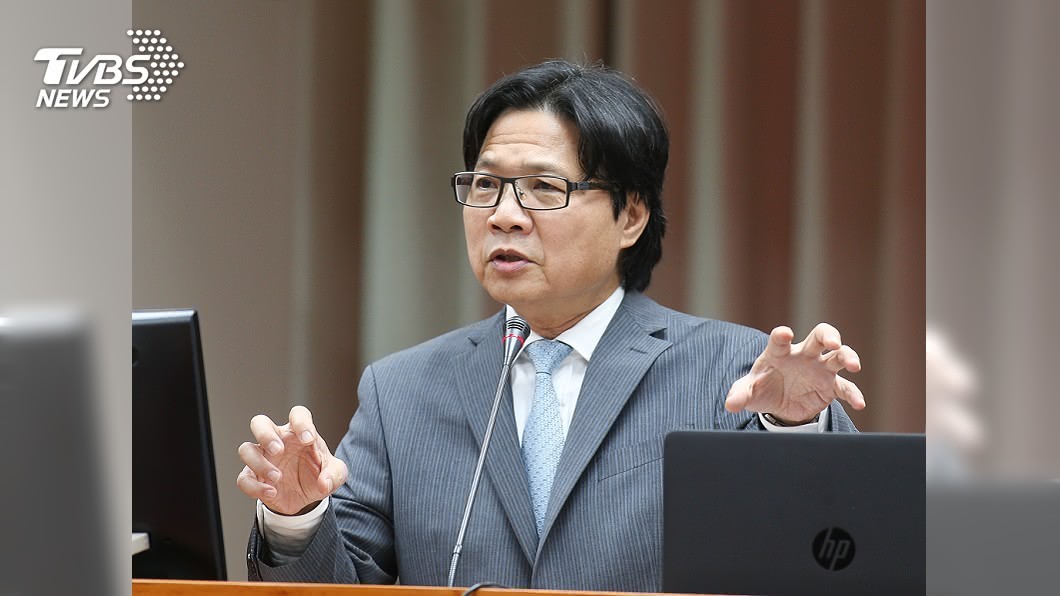突襲放行管中閔案 民進黨怒炸喊「葉俊榮下台!」