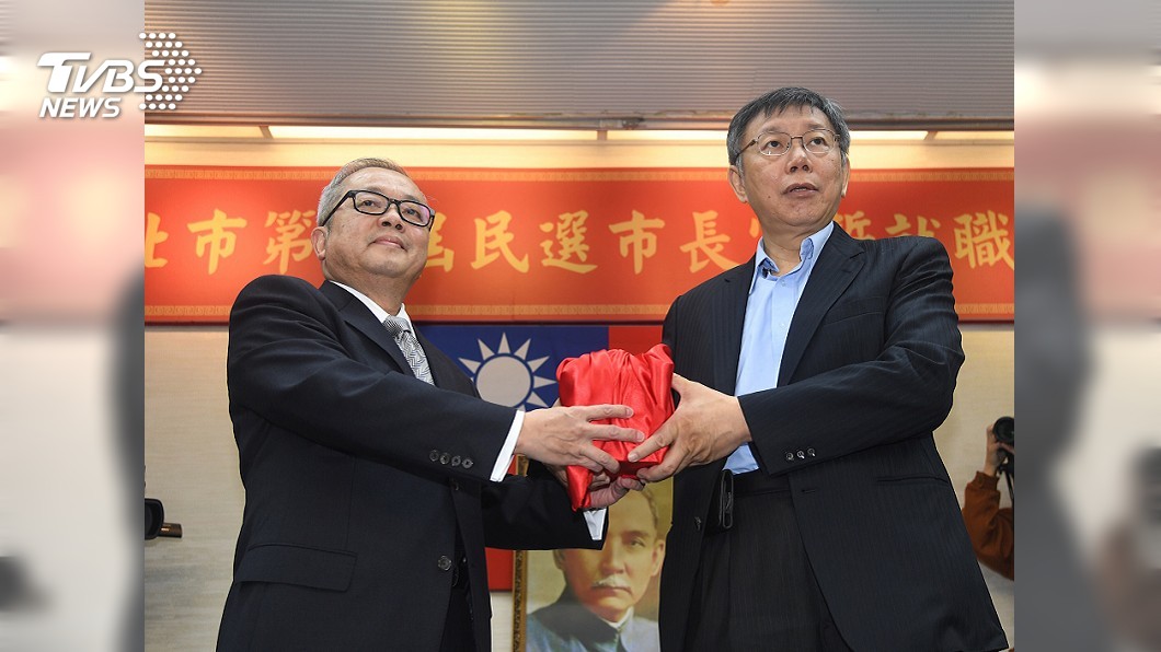 就職日不忘柯黑 王世堅預言:總統大選柯文哲一定攪局!
