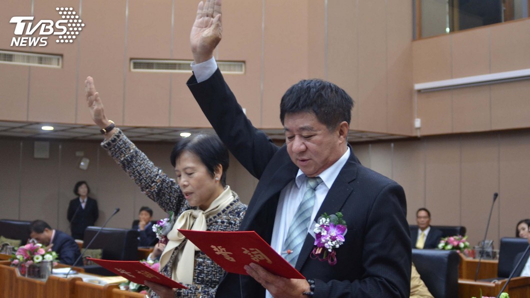 澎湖縣正副議長　劉陳昭玲、陳雙全順利連任