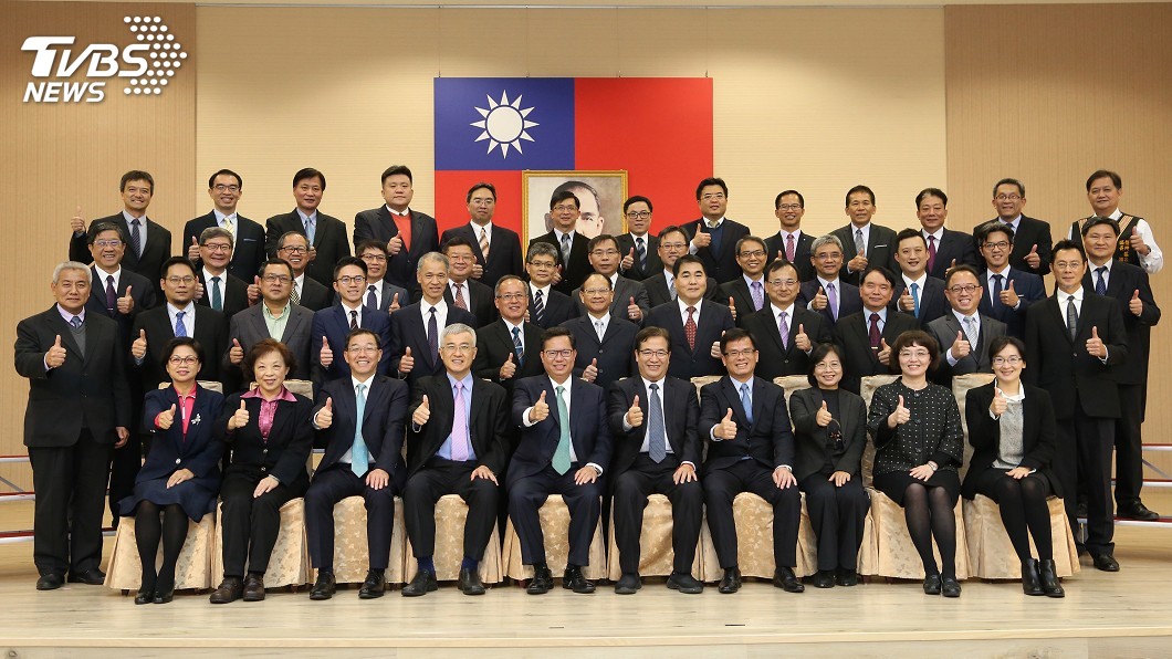 鄭文燦連任送員工大禮 推三項政策加強照顧