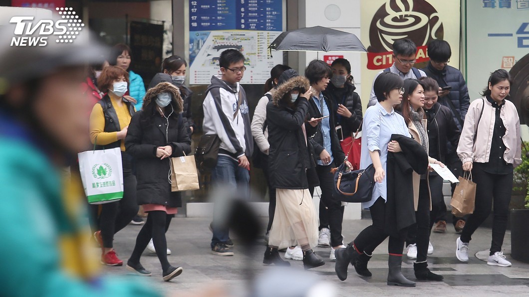 冷氣團報到!今晚全台大降溫 低溫下探14度