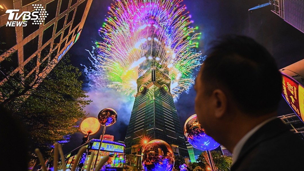 台北101跨年煙火秀 陳偉殷、福原愛陪大家倒數