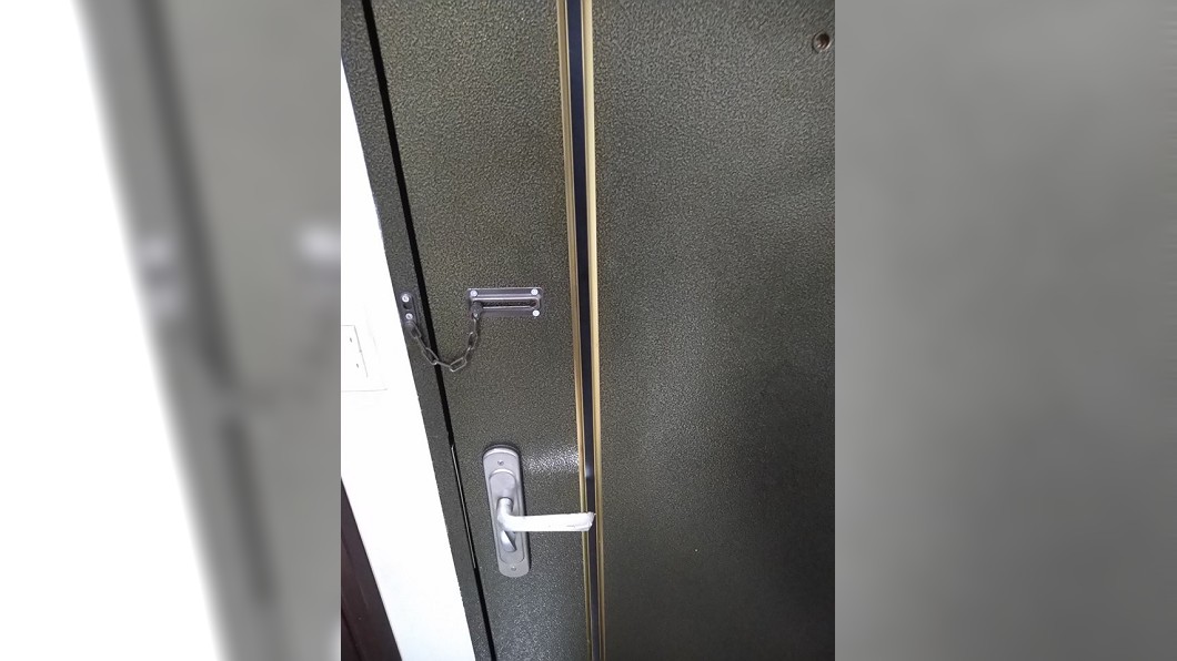 扯!管理員突「持鑰匙」闖入 他嚇壞:上次從陽台進來