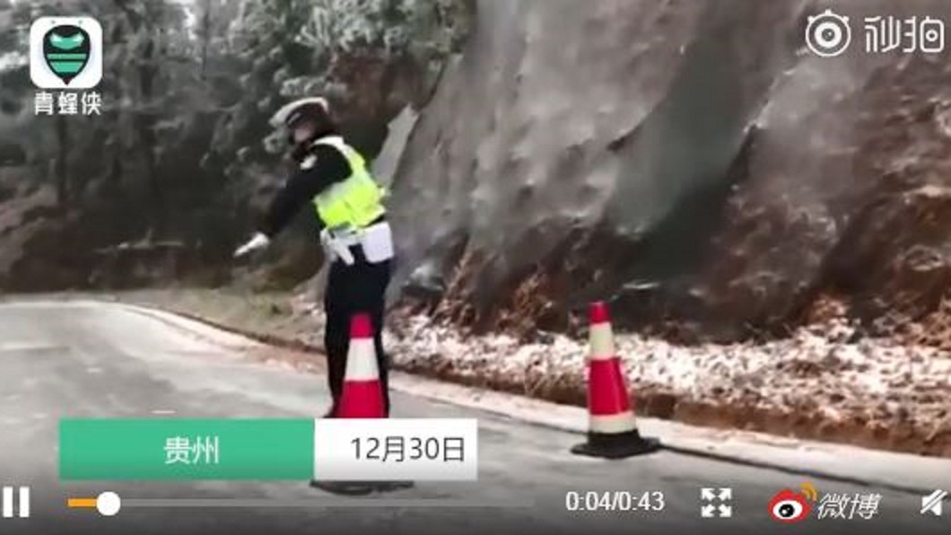 山西零下15度救火 消防衣變盔甲連坐都困難