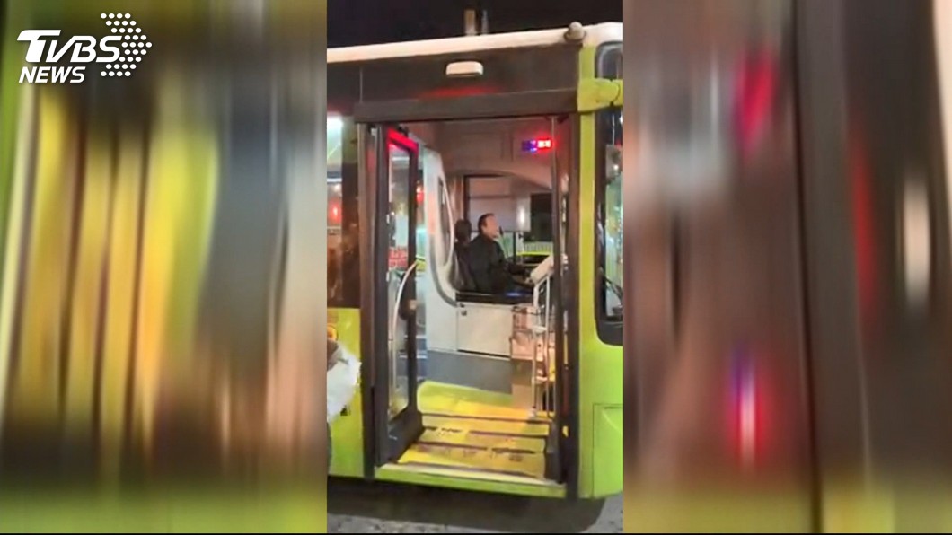 「他逼車」! 行車糾紛爆全武行騎士遭圍毆