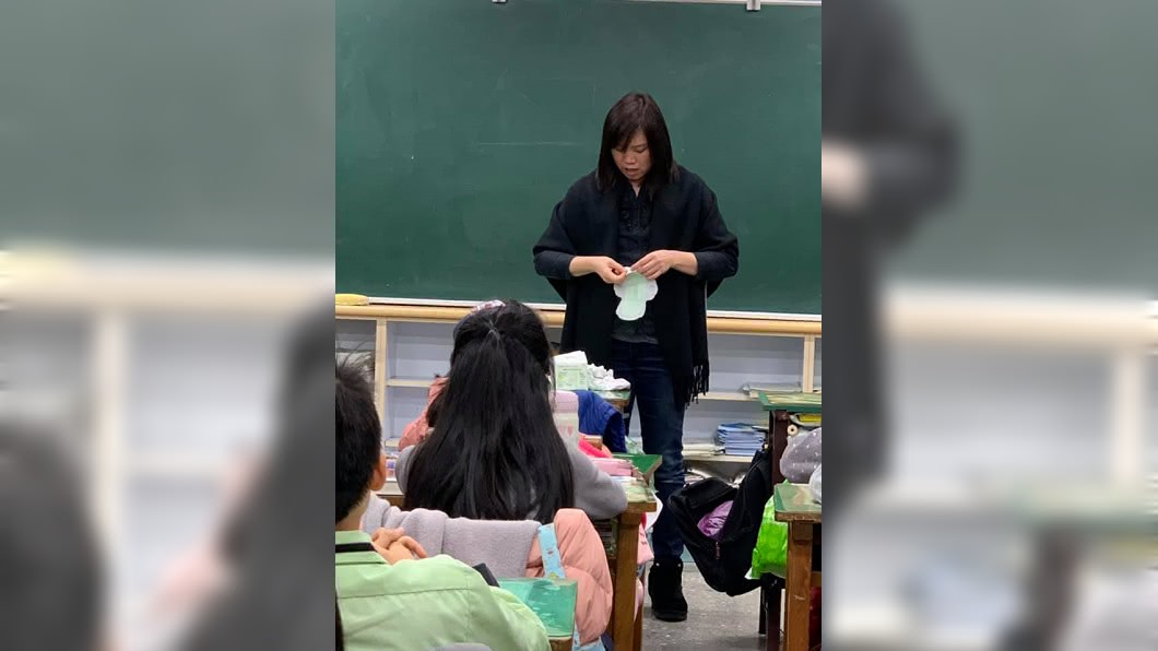國中女月經沾褲遭笑大哭 神老師撕衛生棉開課被讚爆