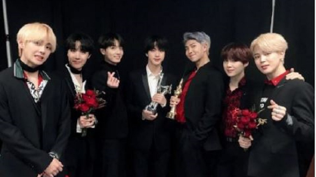 BTS連莊「金唱片」 RM爆:一度認為團名很怪