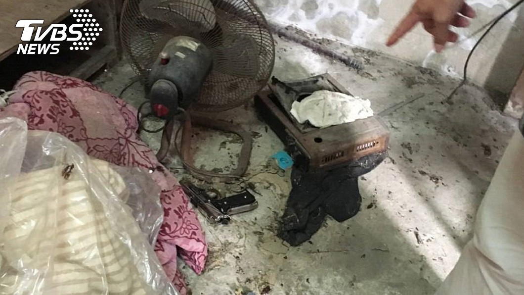 疑爭父母遺產引糾紛 弟闖兄家亮槍要錢