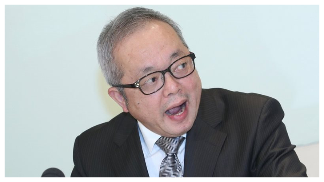 蔡英文總統元旦談話提及要分享的「經濟紅利」，今年確定不會發放了！行政院副院長施俊吉8日表示，這預算今年度應該是來不及，應該會在下一年度才會編列。他強調，針對外傳月薪3萬元以下發1萬元是子虛烏有，；本案絕對不是劫貧濟富，是要照顧弱勢。   圖／中央社