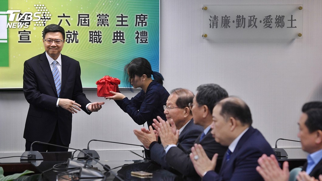 就任民進黨主席 卓榮泰籲全黨「勿忘1124」