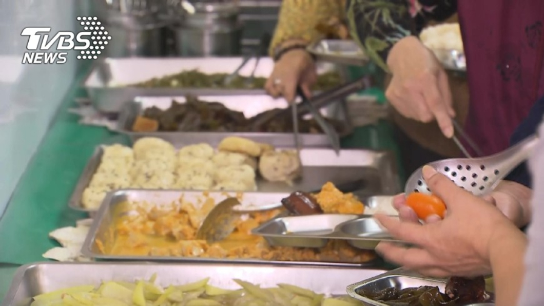 點一堆沒吃完廚餘爆量!食藥署:不排除「吃不完罰錢」