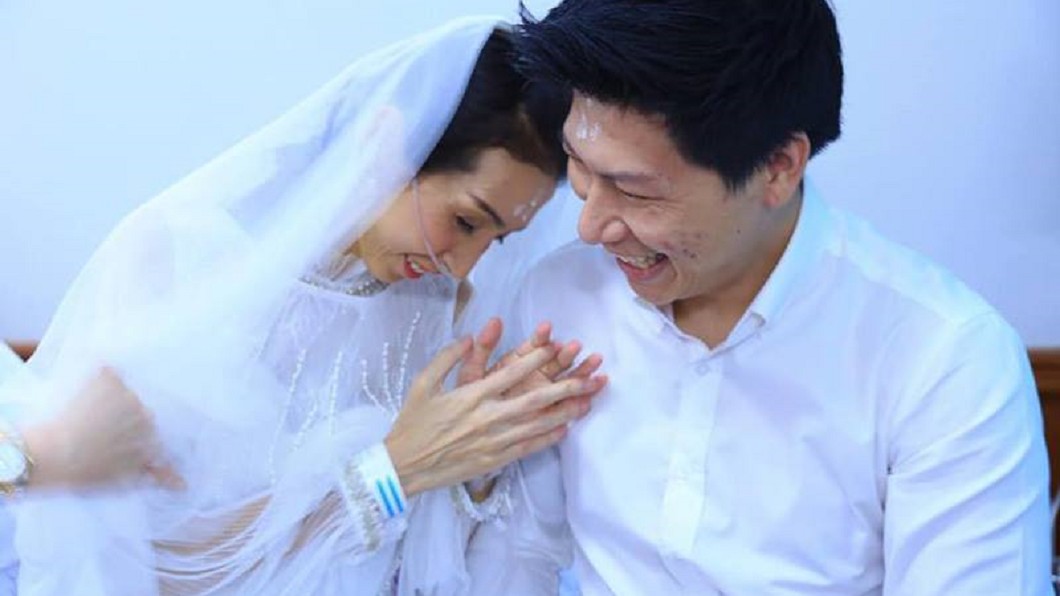 堅持娶癌末女友!淒美病房婚禮才落幕...結局揪心