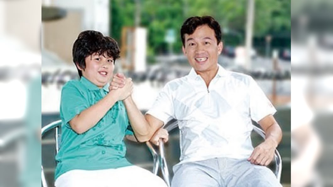 孫安佐嫩肥童顏照曝光!自爆「黑歷史」 網暴動:回我