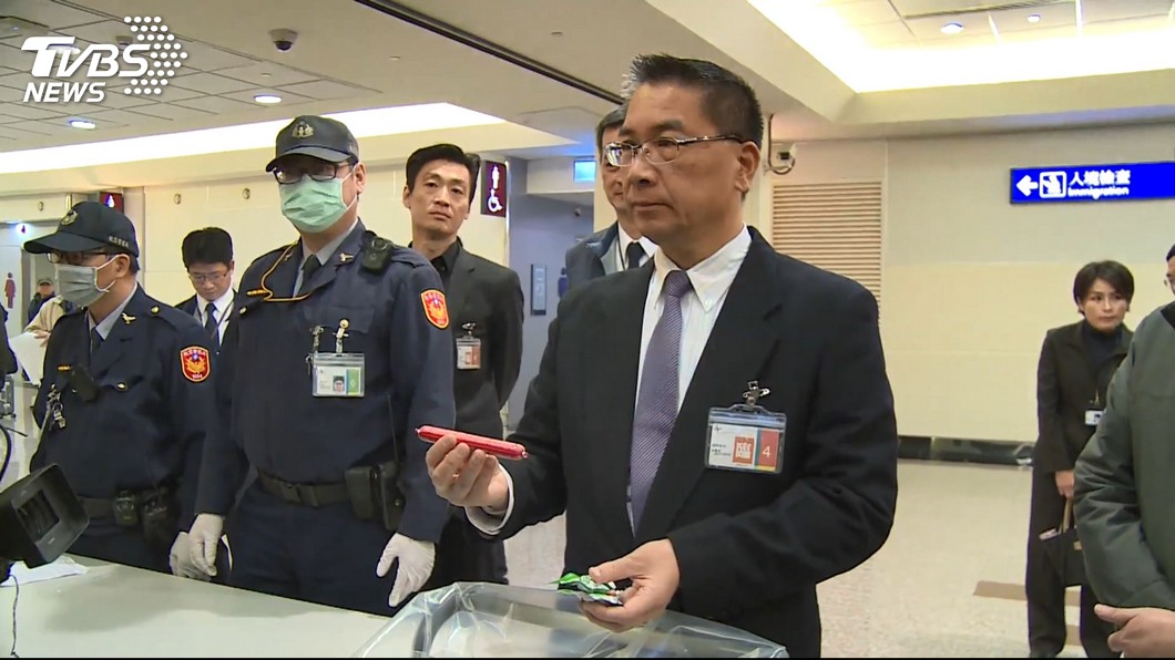 防範非洲豬瘟　徐國勇赴桃機視察俄航班防檢狀況