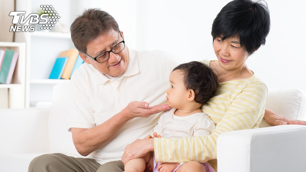 想擺脫公婆在外住　卻因「薪水不足」只能妥協？