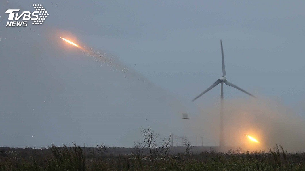 雷霆2000多管火箭齊發 國軍模擬戰痛擊共軍