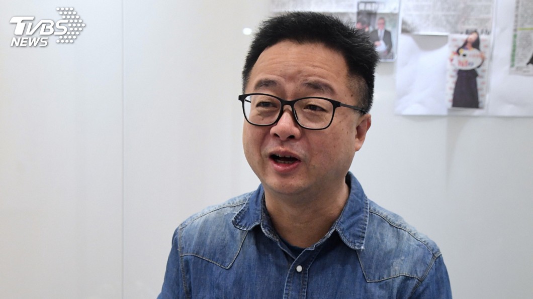 部長開直播 羅文嘉:站到第一線與社會溝通是必要的