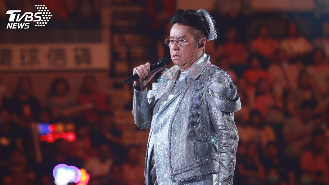 樂壇天王把小三扶正 妻忍20年看破削髮為尼