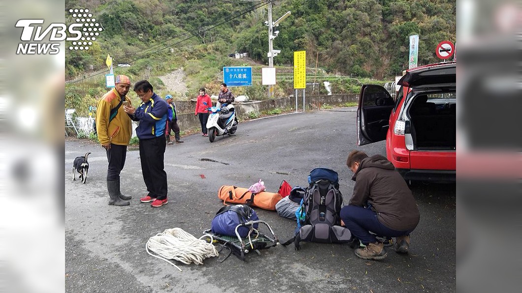 女子單獨登山墜谷 南投消防局派員搜救