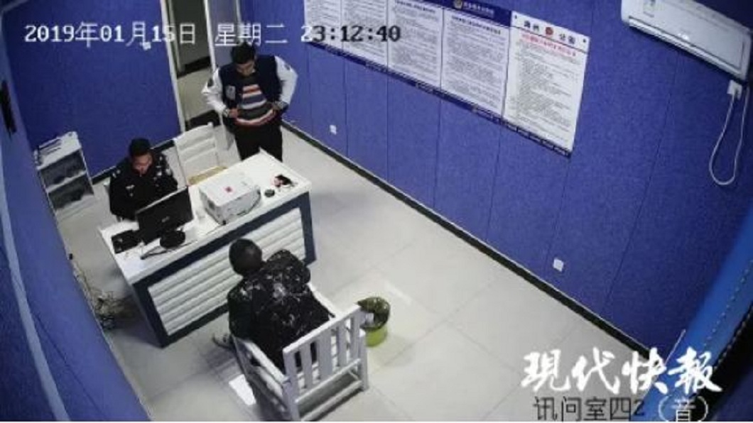 買冰毒卻收到冰糖 傻男去警局報案:幫我討錢