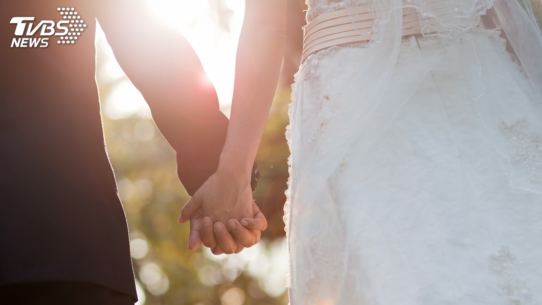 為富二代生女…結婚卻不登記 空姐:愛他不是為了錢