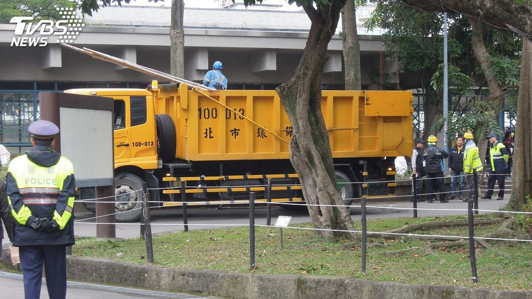 北市府拆原團帳篷 原民:不會離開