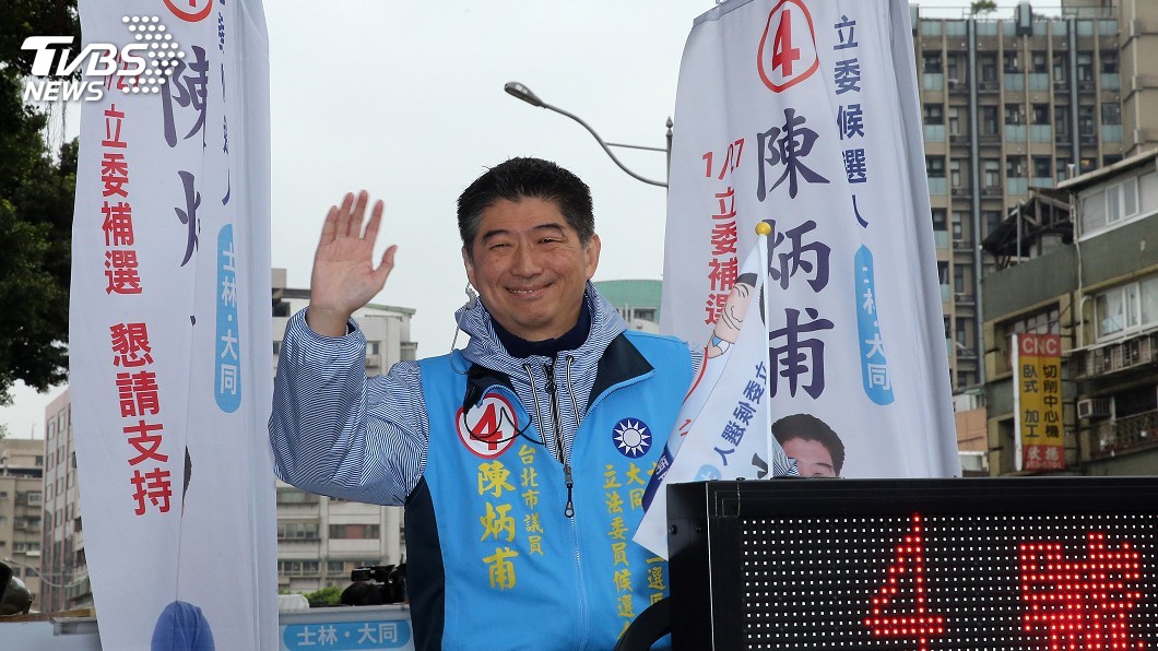 選前衝刺　陳炳甫大同區車隊掃街拜票