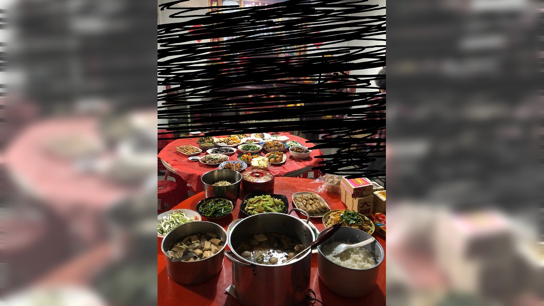 老爸叔伯過年PK廚藝 卻把全家人害慘了