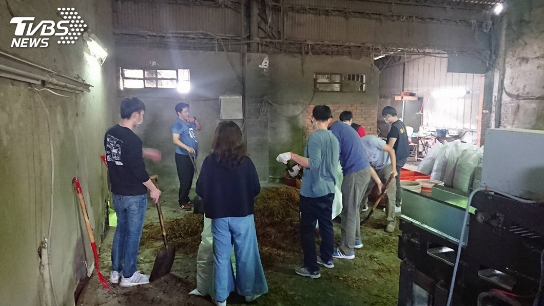 大陸師傅跨海製造私菸 海巡署查獲製菸工廠