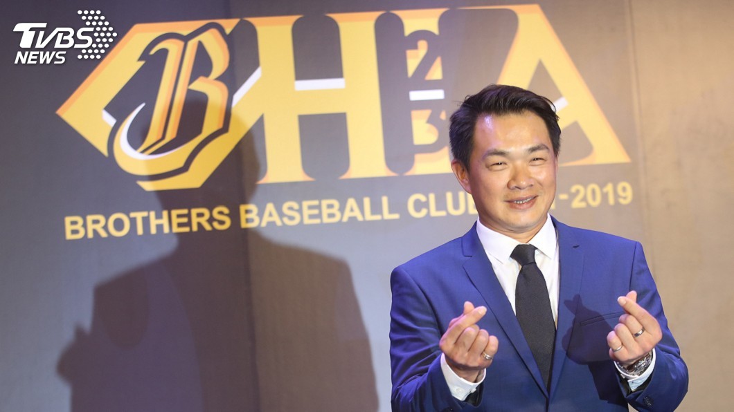 將結束19年中職生涯 彭政閔含淚揮別球場