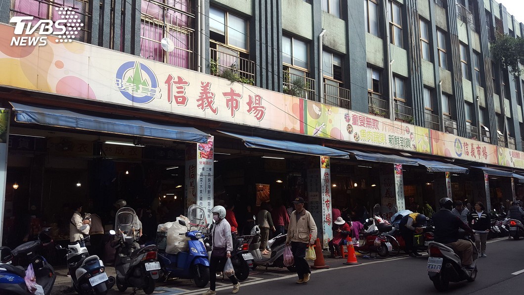 跑車拒檢警拔槍 駕駛:一時緊張不敢停車