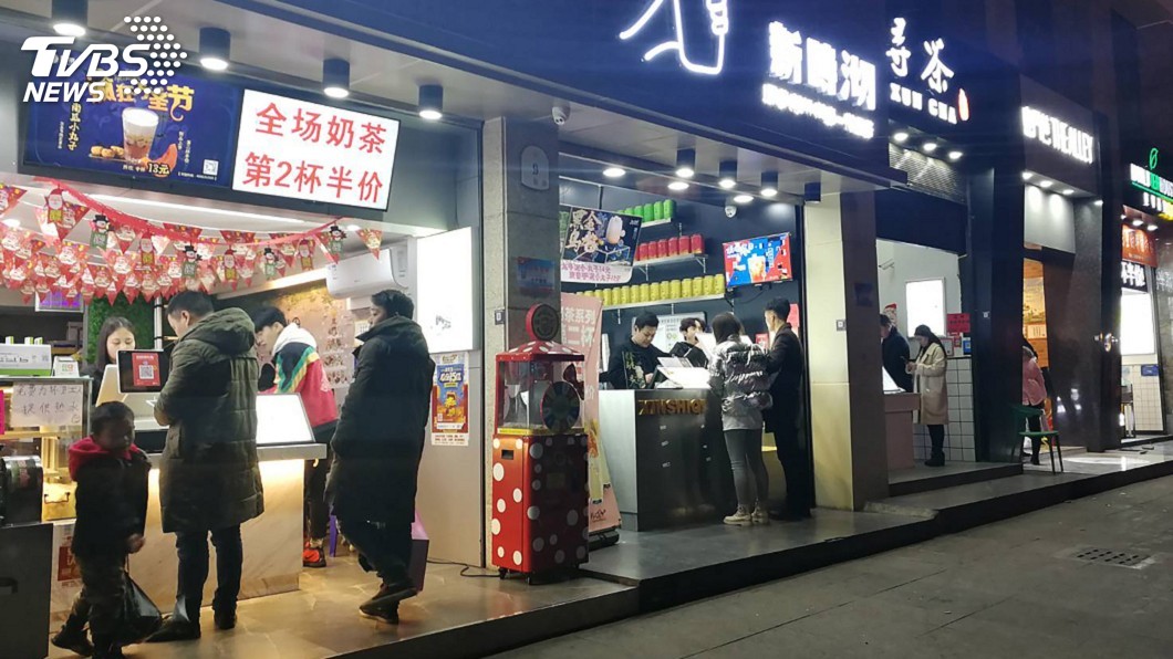 台灣手搖飲料風靡大陸 業者赴台邊喝邊引進