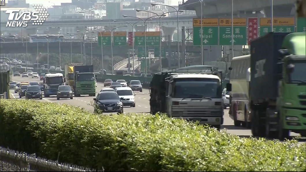 春節連假前一天 高公局估下午4時起現車潮