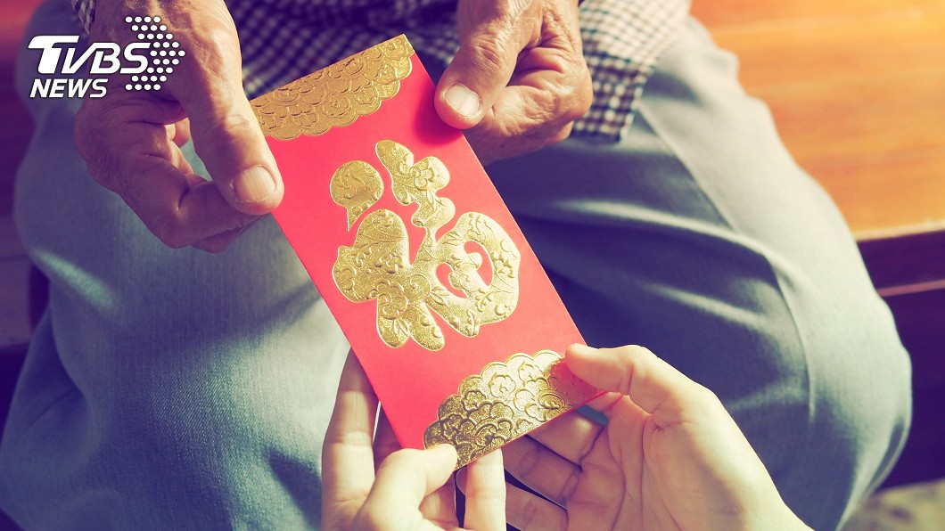 爸媽逼討紅包「每人1萬2」 女兒泣訴:好想當孤兒