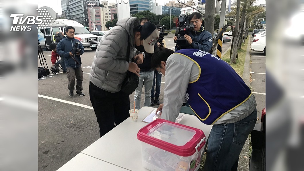 華航癱瘓難關來了? 機師工會已募380張檢定證