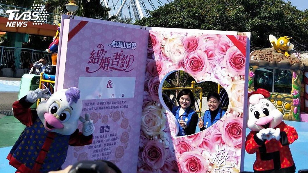 雲林幸福摩天輪啟動 前100對情人免費搭乘