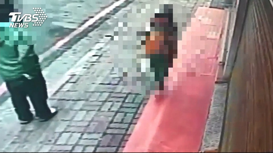 見制服就衝動！強拉女童進地下室猥褻　噁男遭起訴