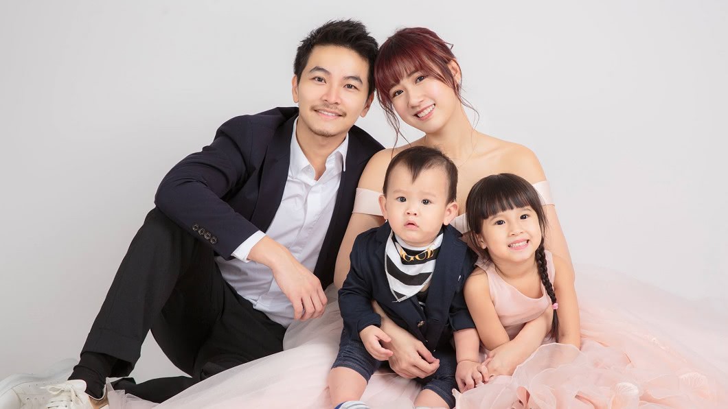 圖／翻攝自C.H wedding臉書