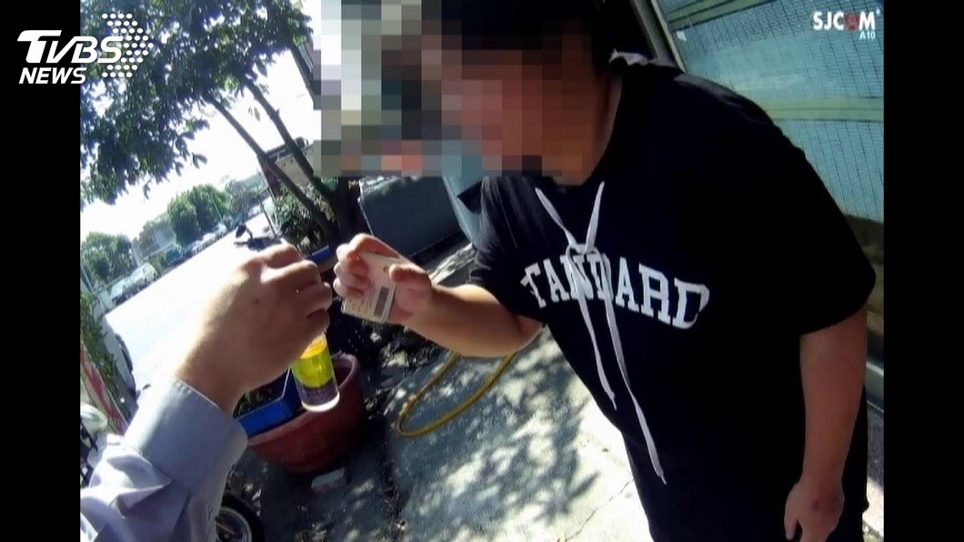 感冒藥水和洗手液放一起　女喝錯腹痛送醫