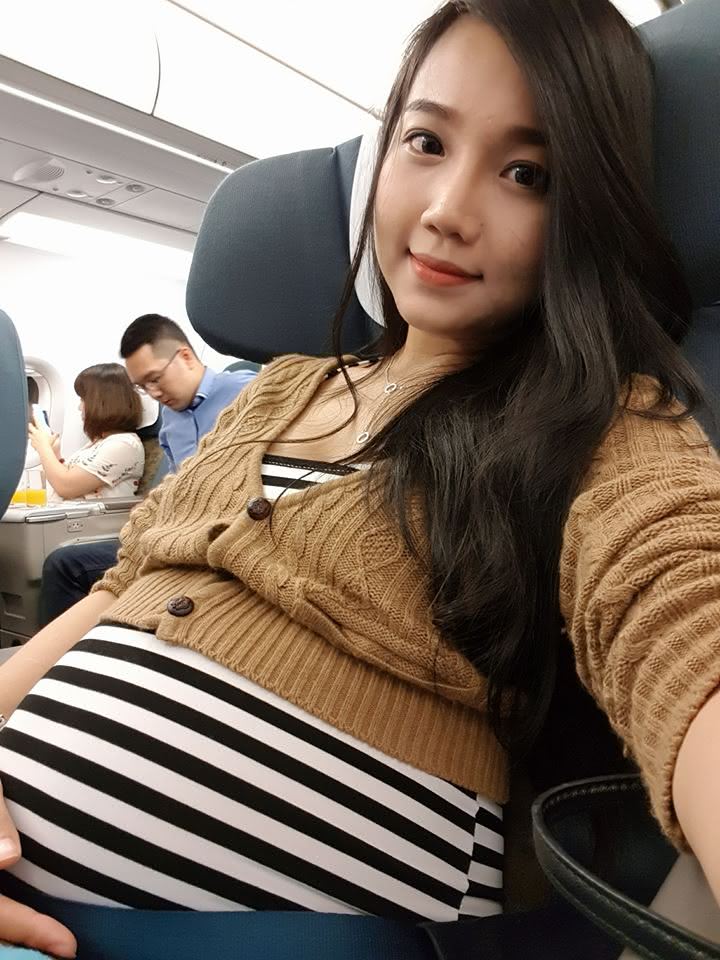 Nguyễn Yến當年PO出搭飛機孕照讓大批網友心碎。圖/翻攝自Nguyễn Yến臉書