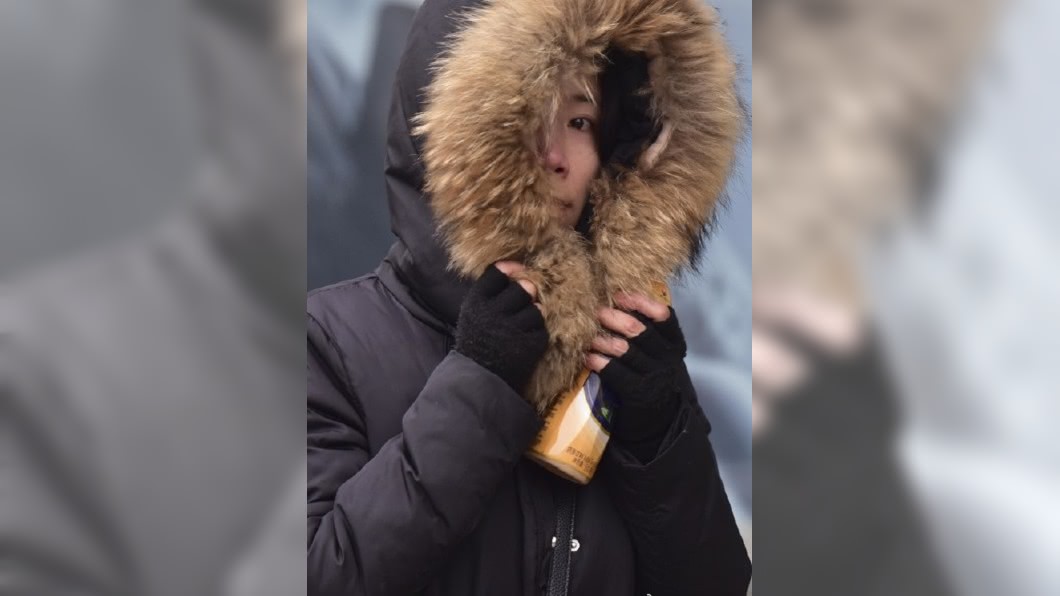 陸羽絨衣社交媒體引熱議 美國爆紅賣到缺貨