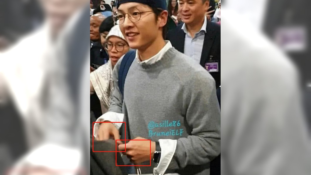 宋仲基機場現身!未戴婚戒 飛汶萊拍新戲