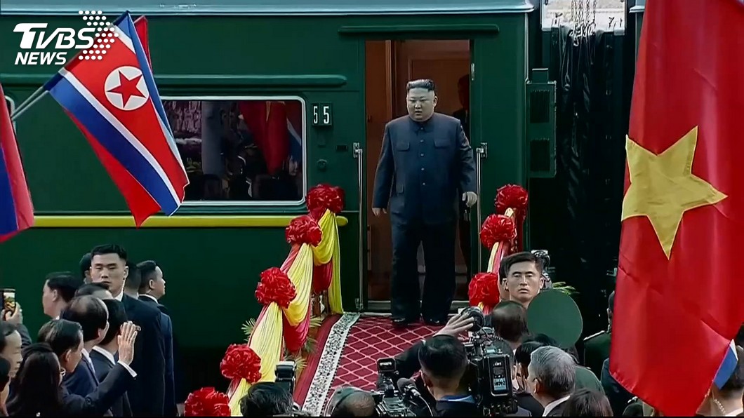 金正恩的綠皮火車出鏡率頗高。(圖/TVBS)