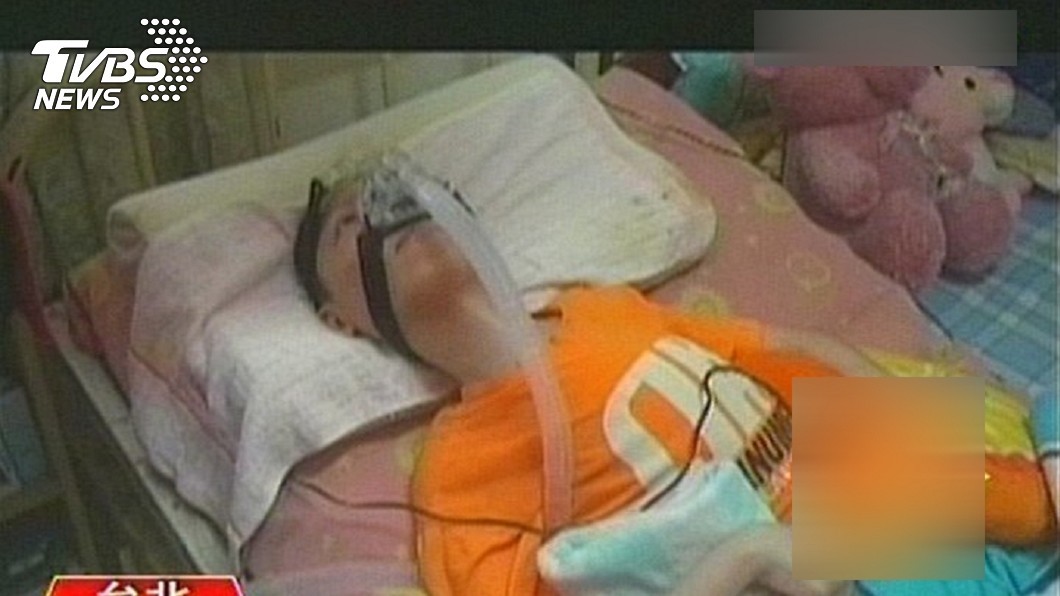 汐止雙屍命案獨留癱兒…萎縮26年 淚盼外界伸援手