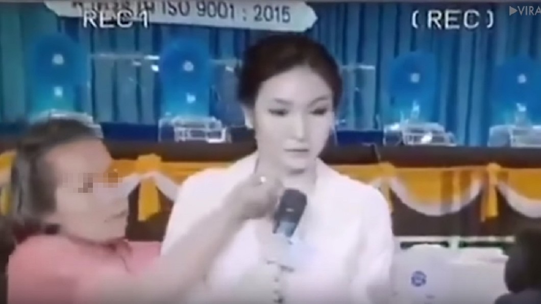 誇張!女主播直播開獎 大媽突闖入鏡行刺割喉