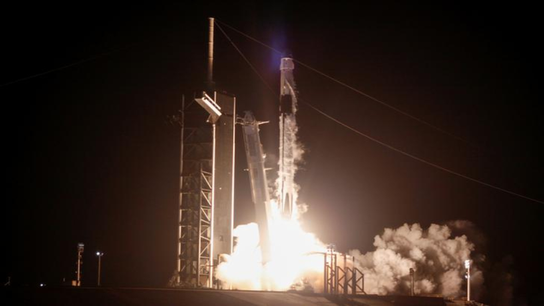 飛龍在天!SpaceX太空船 對接國際太空站