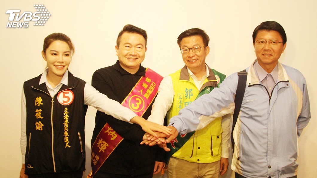 台南立委補選政見會 麥克風一度出狀況