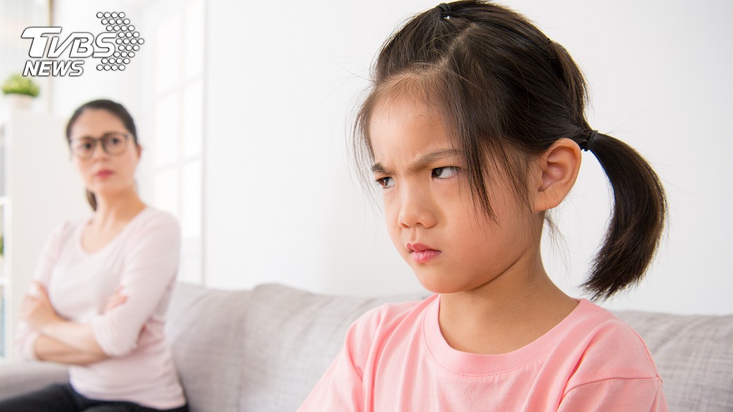 阿嬤奔走買晚餐!回家卻遭小2孫女糟蹋 媳婦:孩子還小