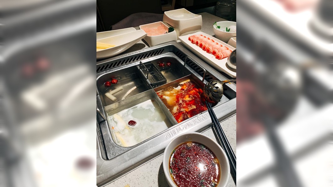 阿伯拿熱毛巾挖鼻孔太噁 海底撈店員神反應被讚爆